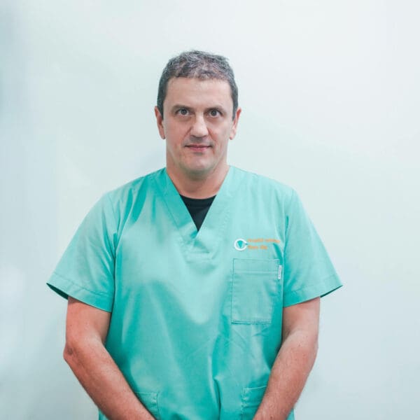 David Jolis Veterinario de Hospital Veterinario Riera Alta Barcelona